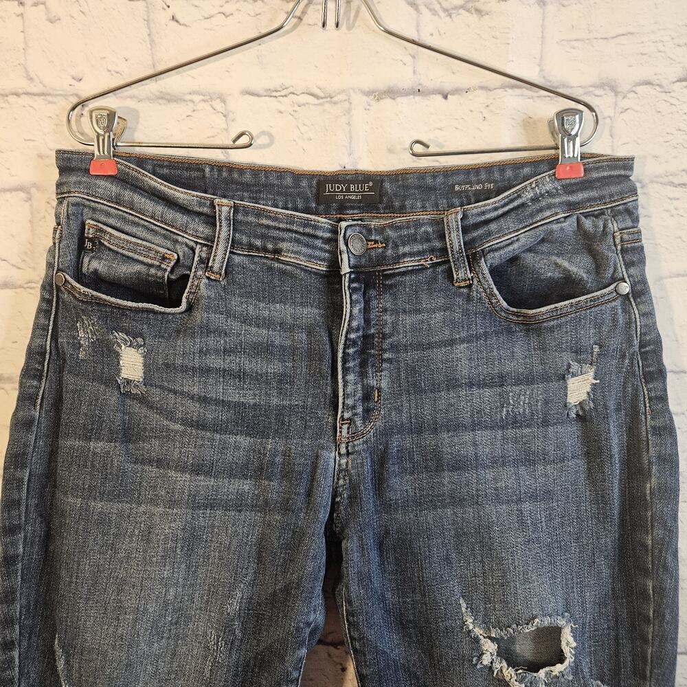 Judy Blue Jeans Women’s 15/32 Blue Mid Rise Boyfriend Fit Distressed Stretch - Picture 2 of 8